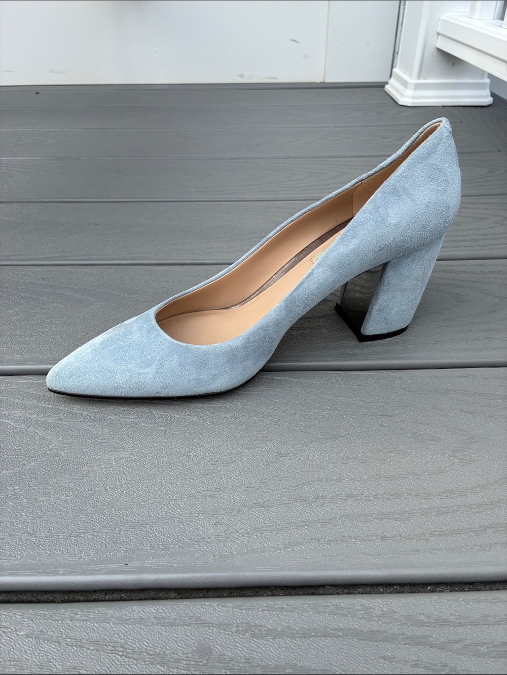 Karl Lagerfeld Adielle Suede Pointed Toe Low-Cut Vamp Pumps Light Blue Size 9